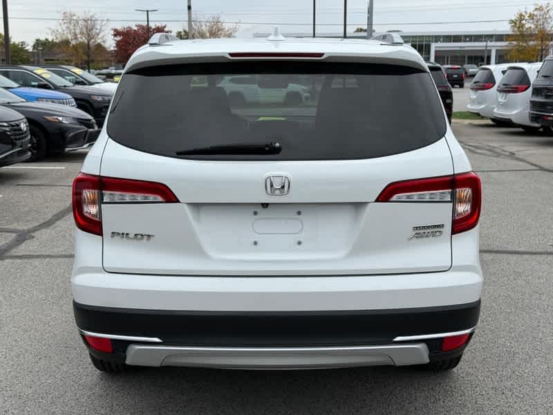 2021 Honda Pilot AWD Touring 8 Passenger
