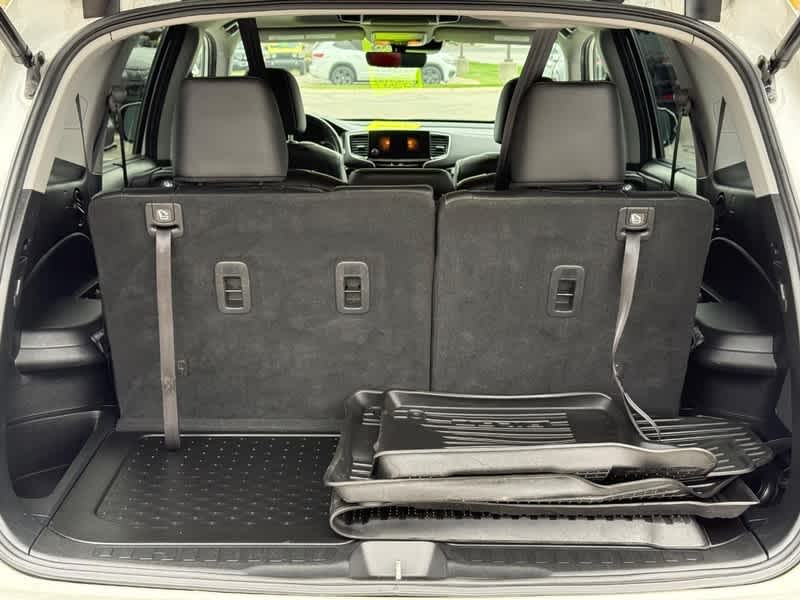 2021 Honda Pilot AWD Touring 8 Passenger