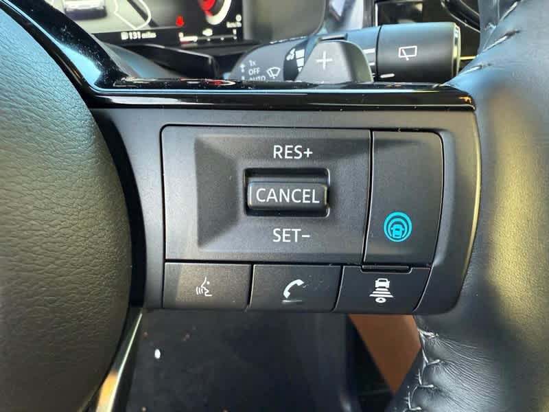 2024 Nissan Pathfinder Platinum 4WD