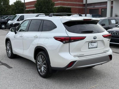 2021 Toyota Highlander Hybrid Platinum