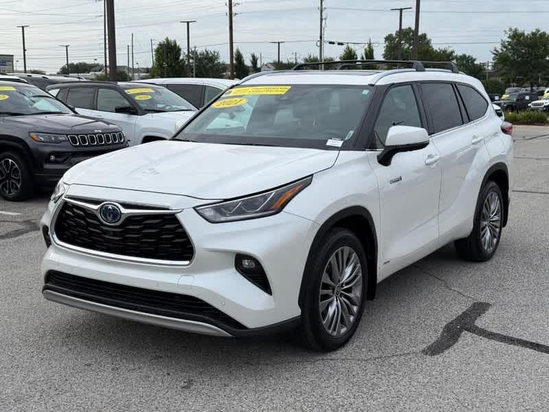 2021 Toyota Highlander Hybrid Platinum