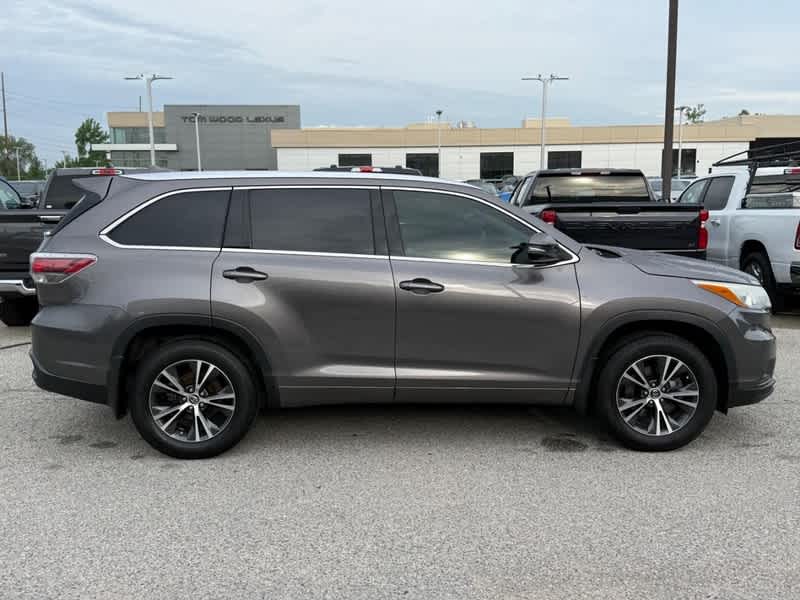 2016 Toyota Highlander XLE V6