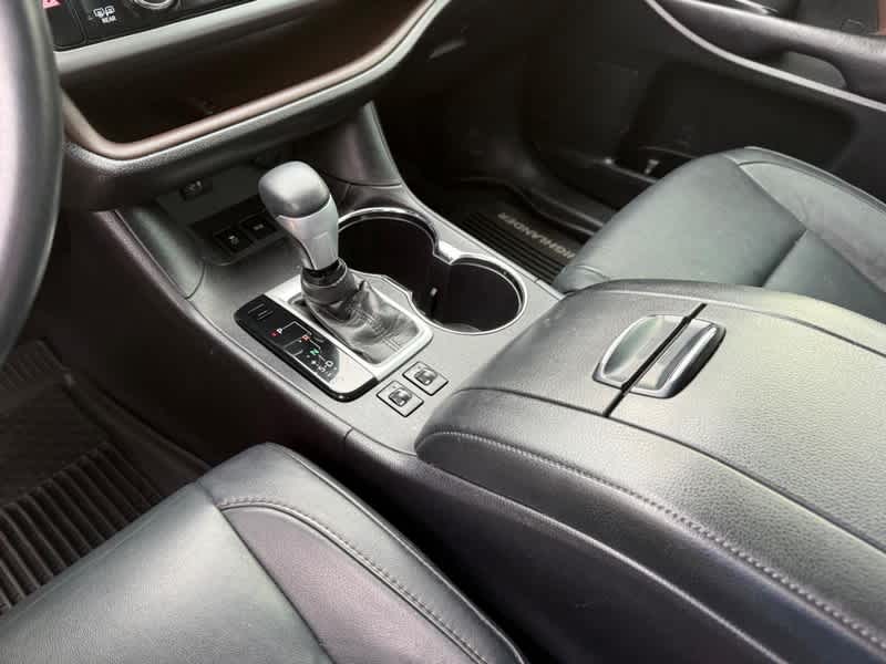 2016 Toyota Highlander XLE V6