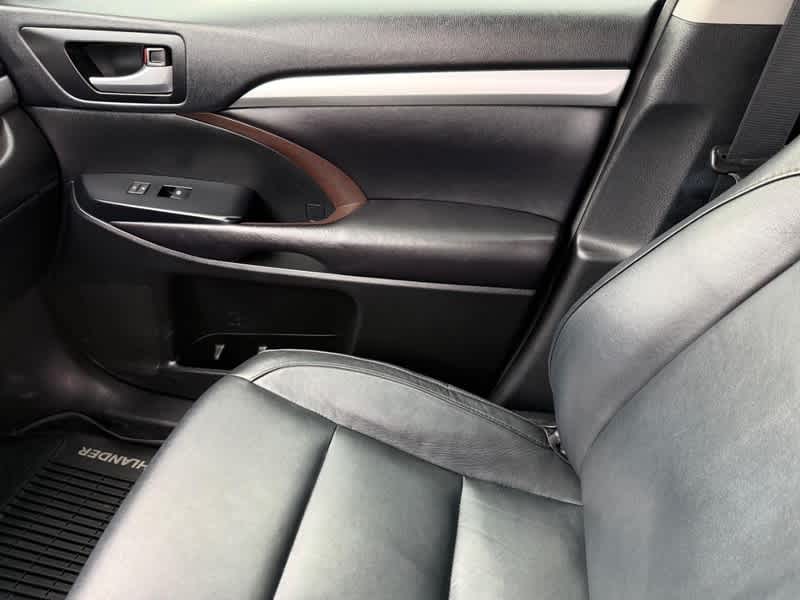2016 Toyota Highlander XLE V6