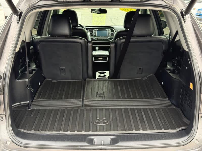 2016 Toyota Highlander XLE V6