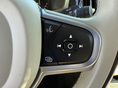 2022 Volvo S60 B5 Momentum