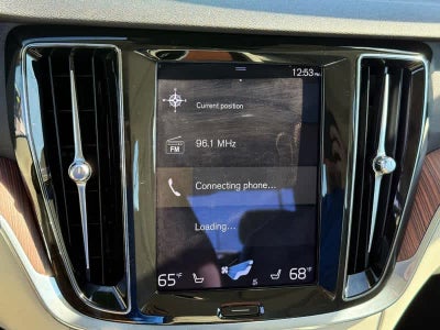 2022 Volvo S60 B5 Momentum