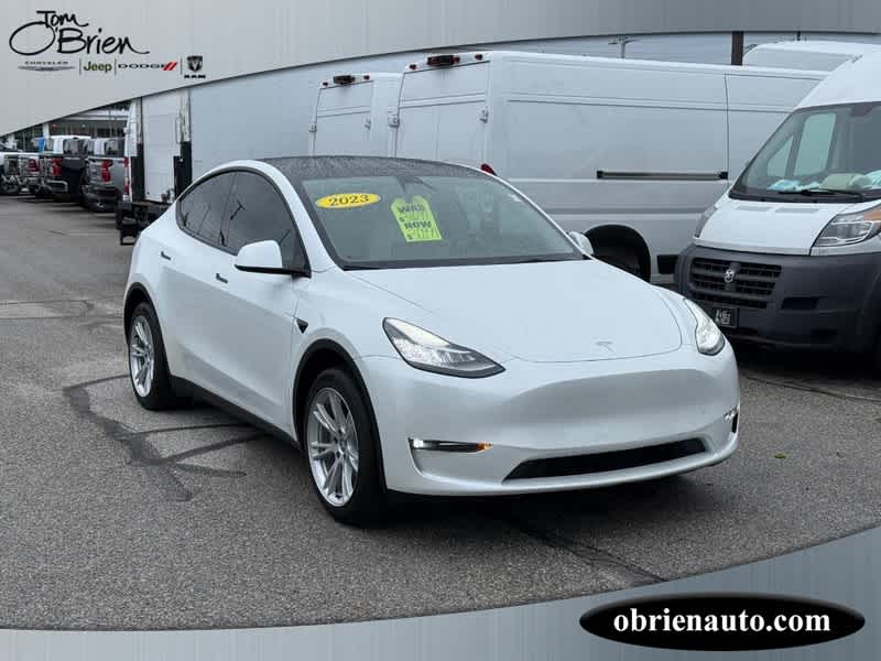 2023 Tesla Model Y Base
