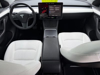 2023 Tesla Model Y Base