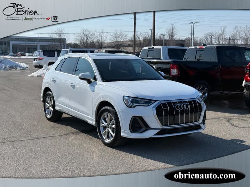 2025 Audi Q3 Premium 45 TFSI S line quattro Tiptronic