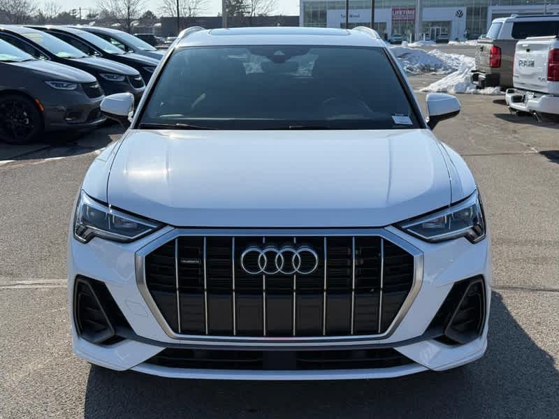 2025 Audi Q3 Premium 45 TFSI S line quattro Tiptronic