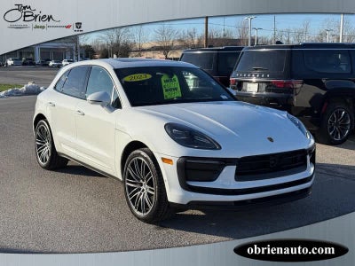 2023 Porsche Macan T