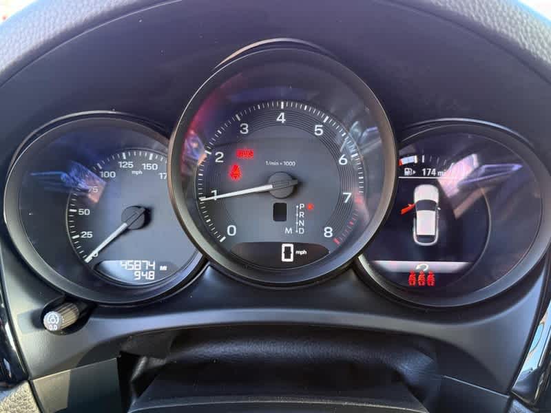 2023 Porsche Macan T