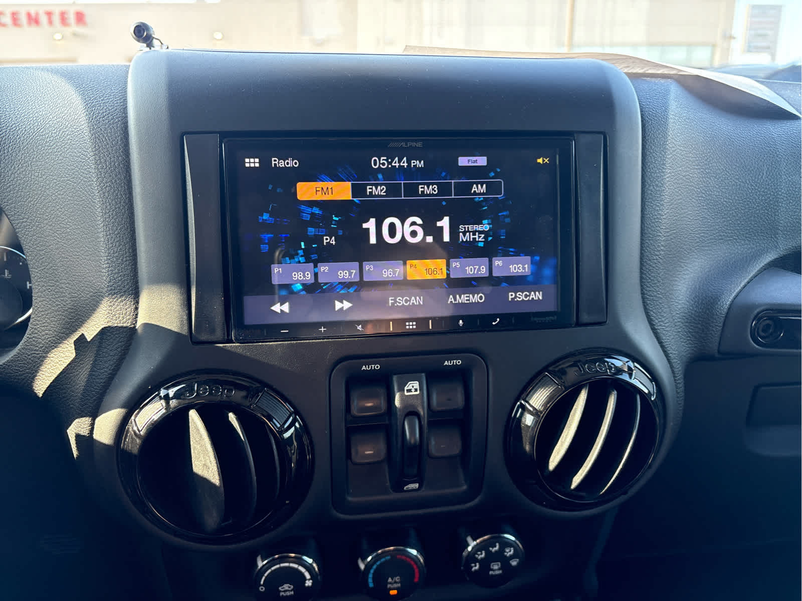 2015 Jeep Wrangler Unlimited Altitude