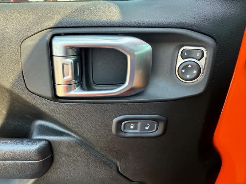 2023 Jeep Wrangler Base