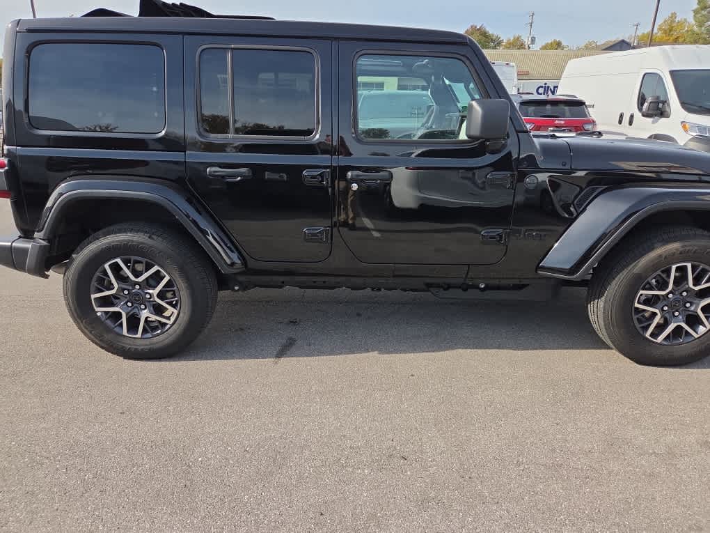 2026 Jeep Wrangler 4-Door Sahara 4x4