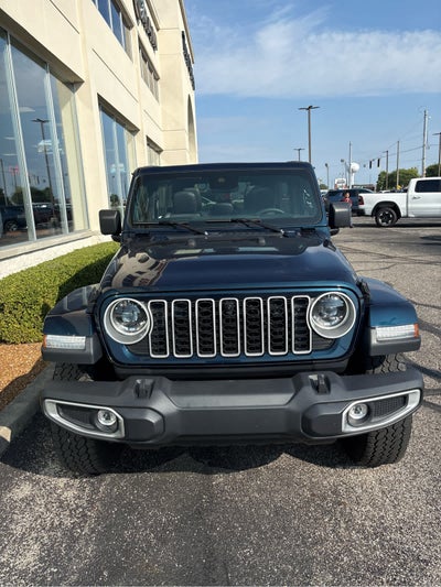 2025 Jeep Wrangler 4-Door Sahara 4x4