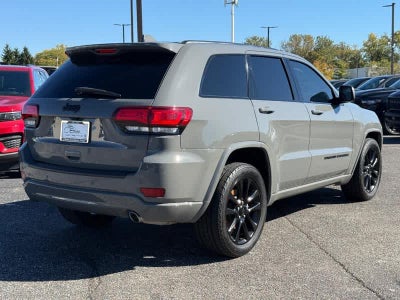2022 Jeep Grand Cherokee Laredo X 4x2