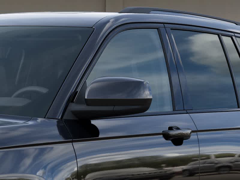 2027 Jeep Grand Cherokee LAREDO X 4X4