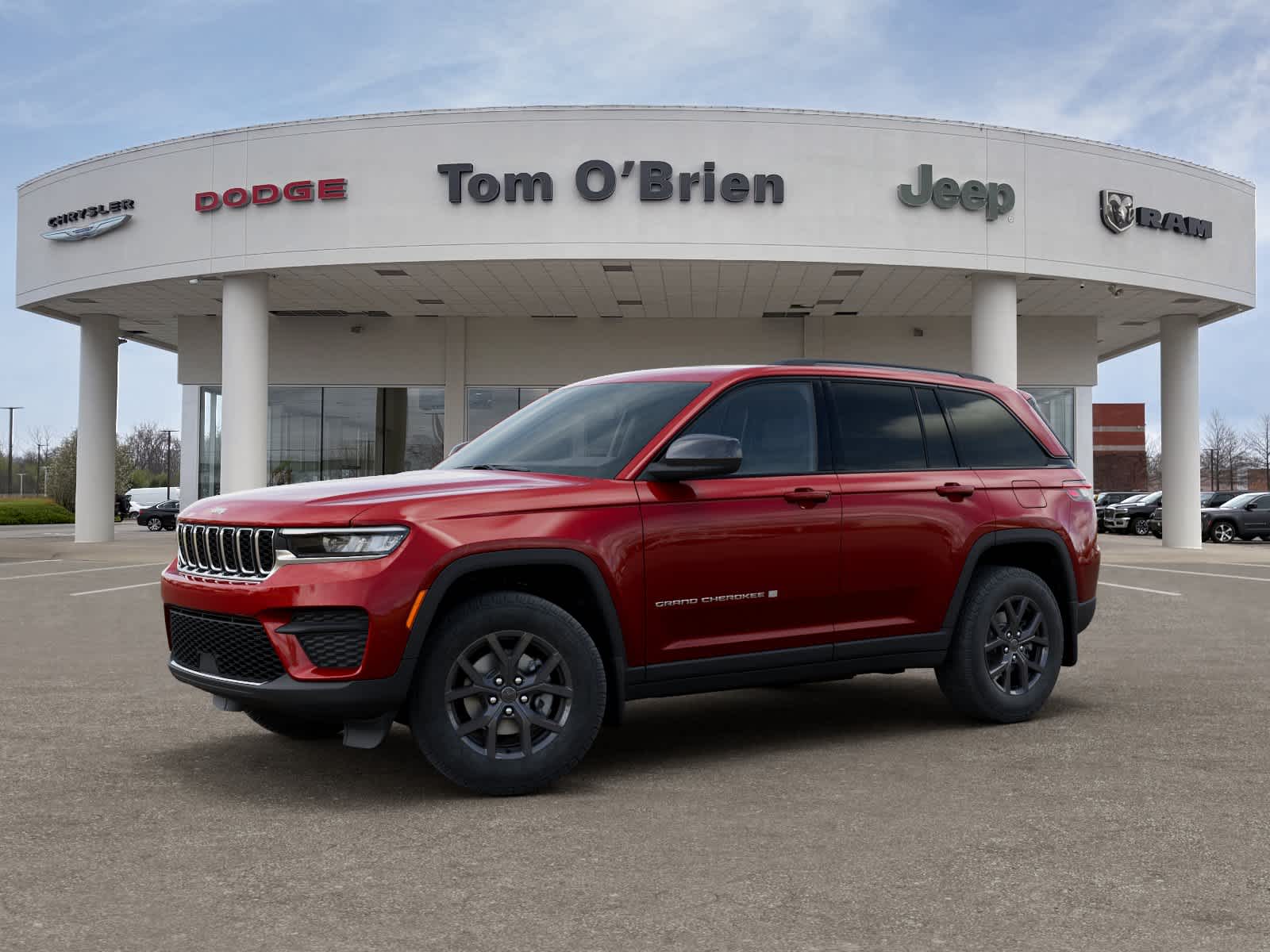 2027 Jeep Grand Cherokee LAREDO X 4X4