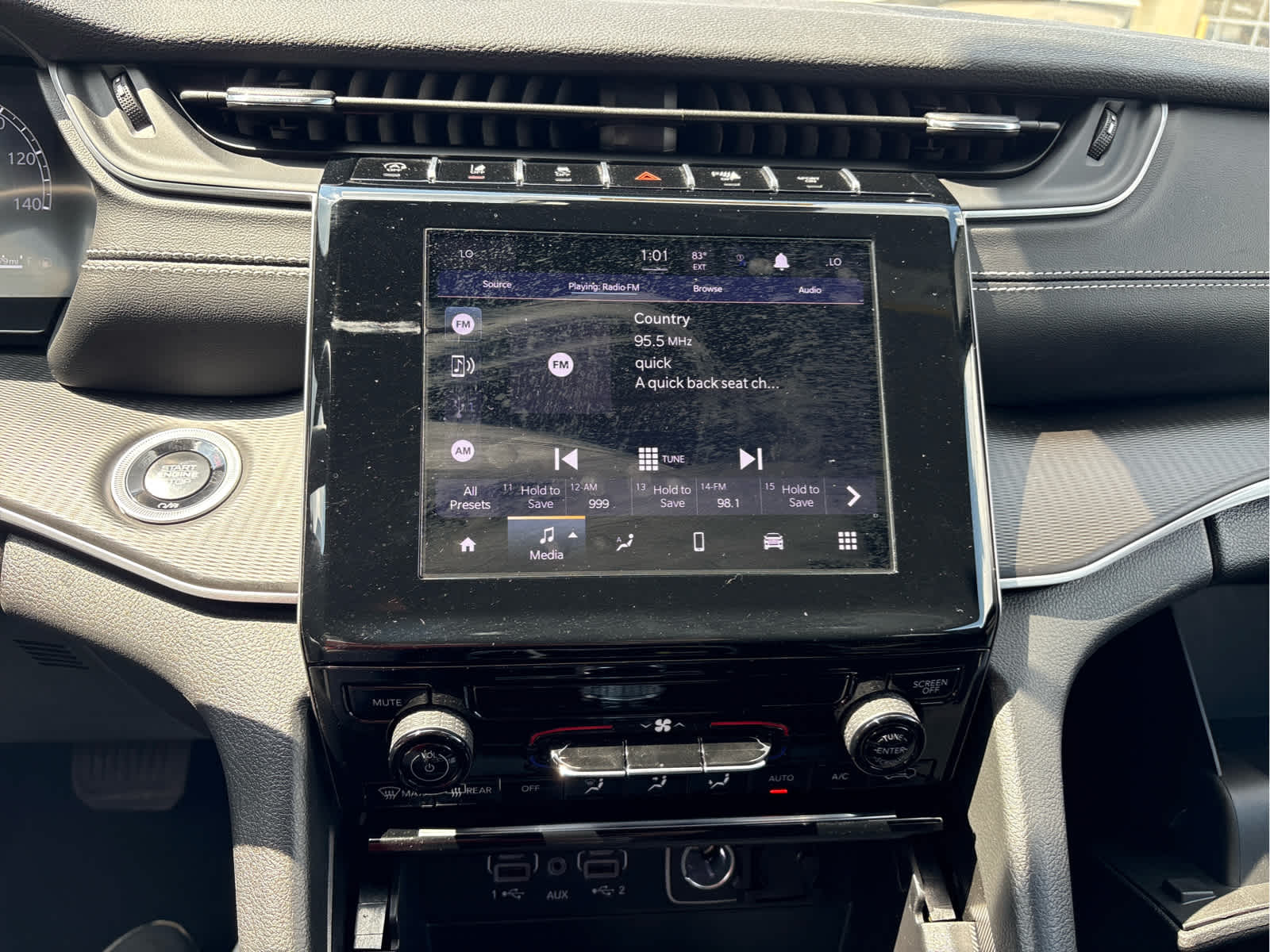 2025 Jeep Grand Cherokee Laredo 4x4