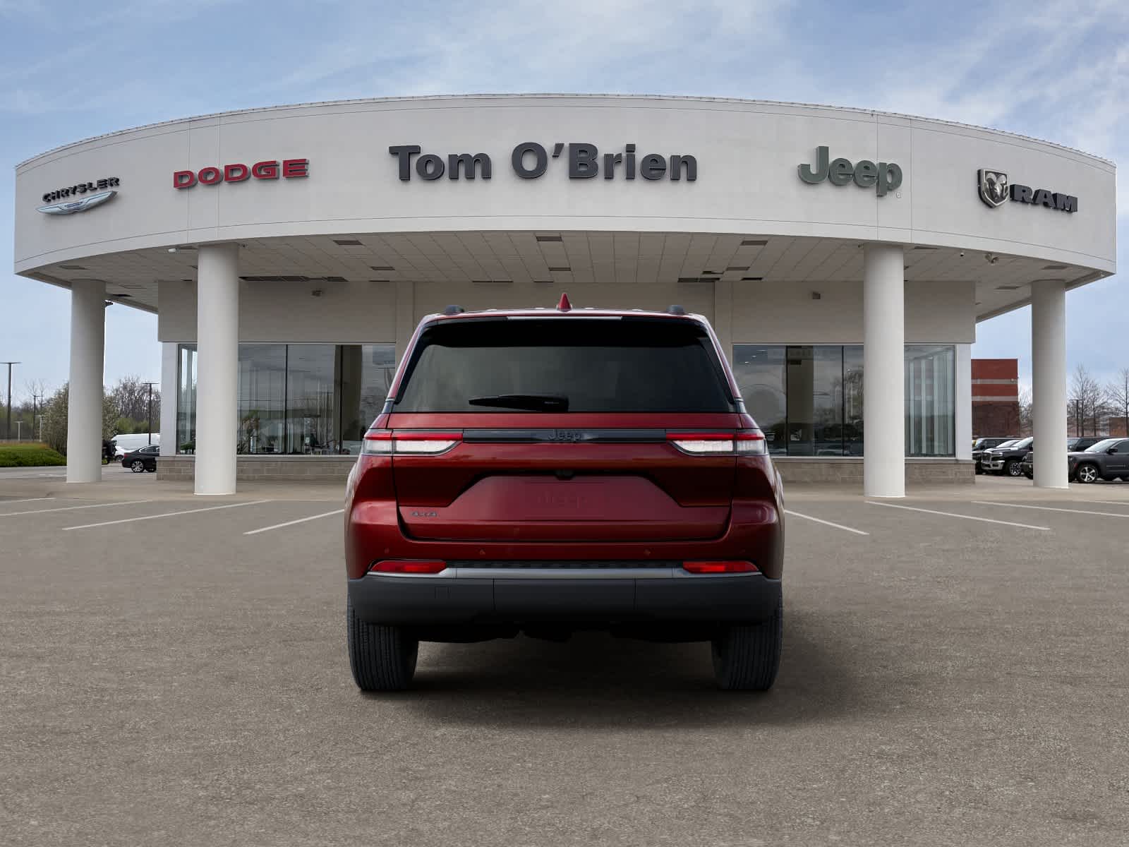 2026 Jeep Grand Cherokee Laredo Altitude