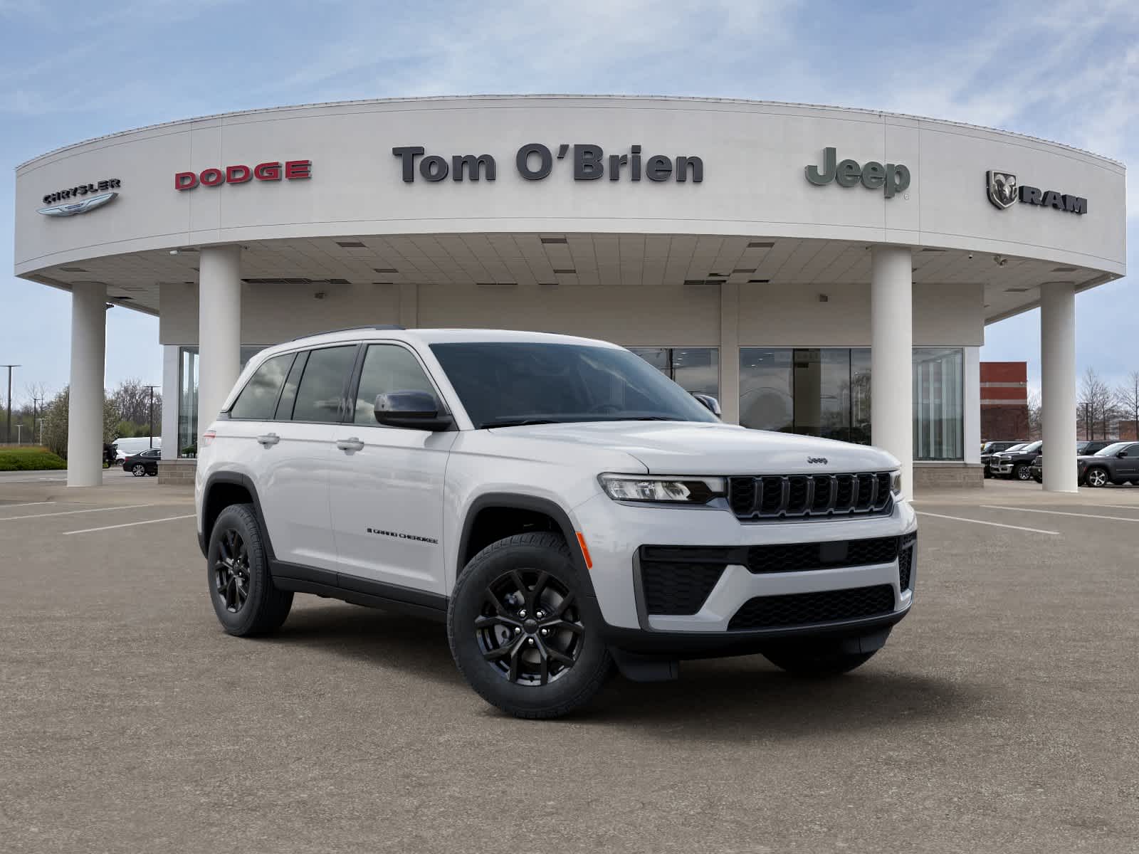 2026 Jeep Grand Cherokee Laredo Altitude