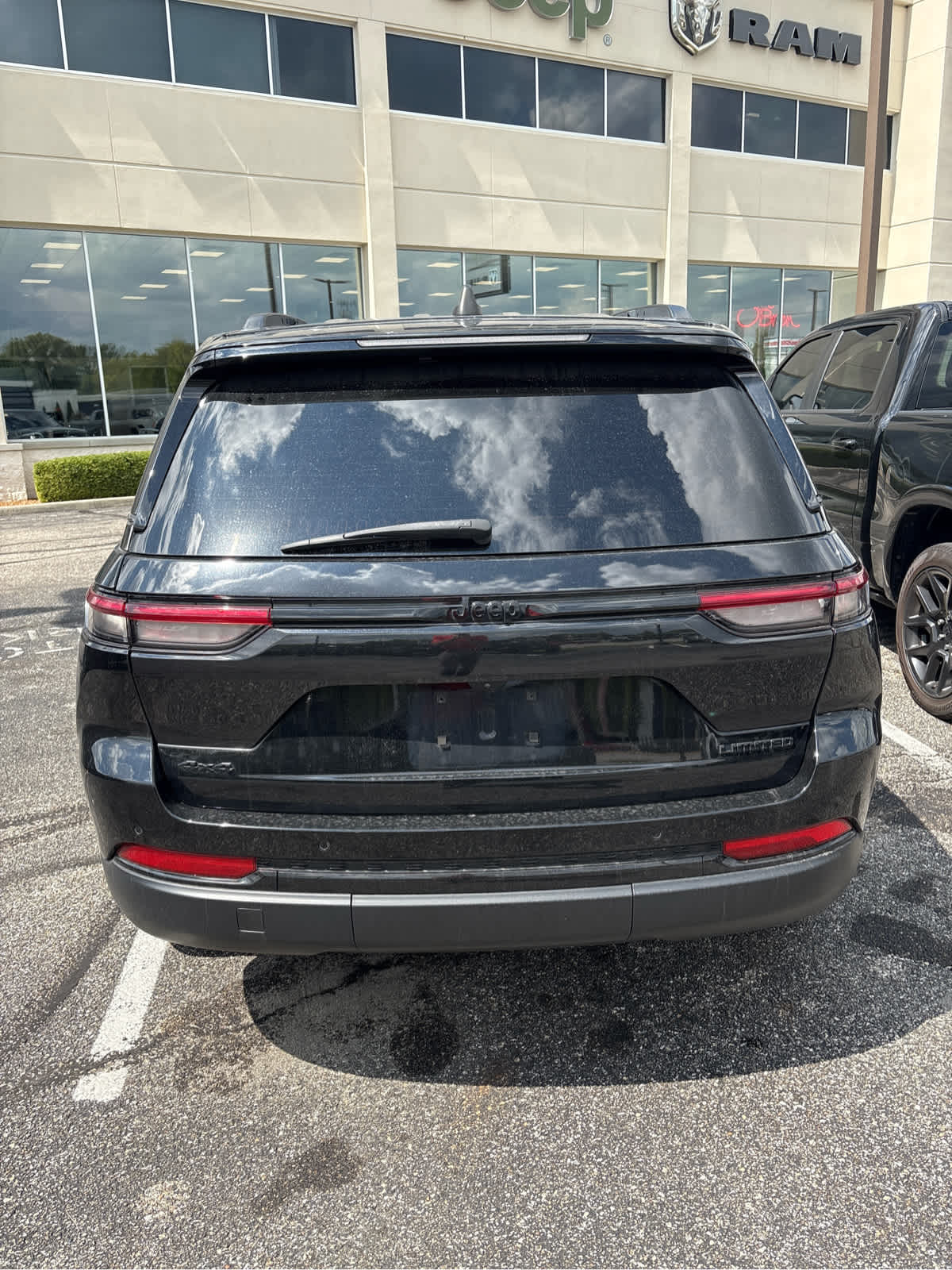 2023 Jeep Grand Cherokee Limited 4x4