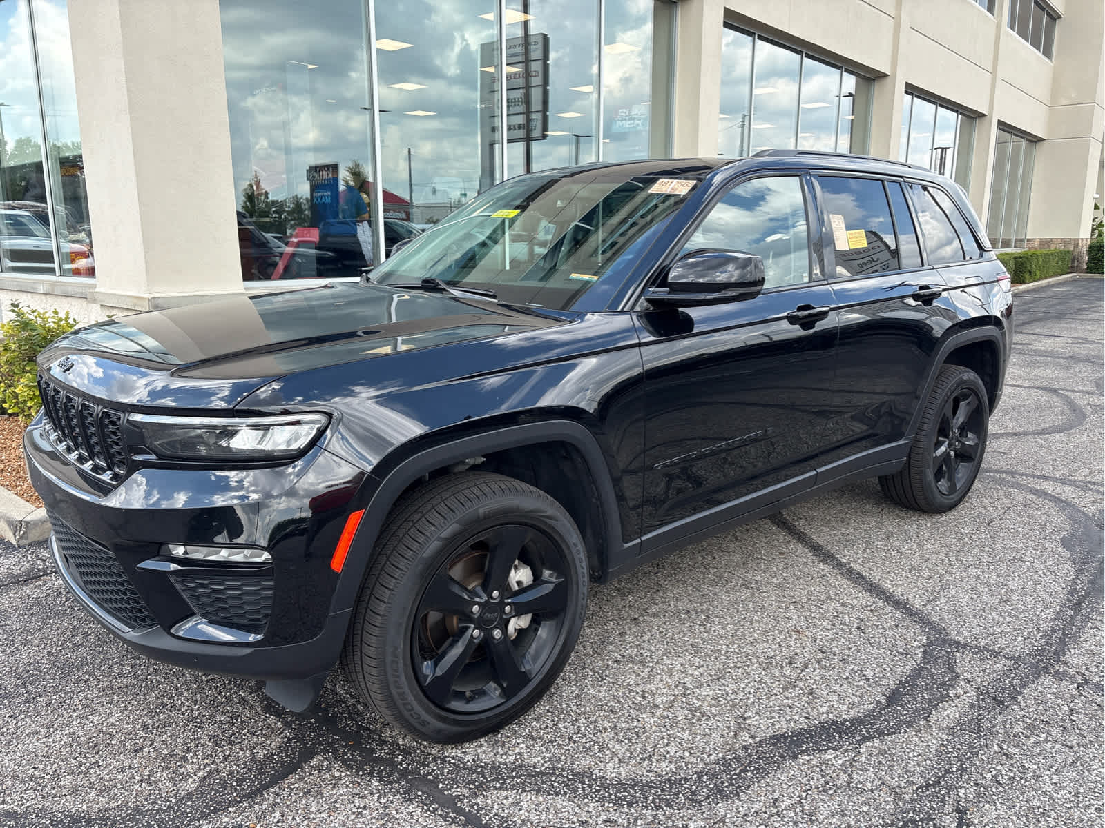 2023 Jeep Grand Cherokee Limited 4x4