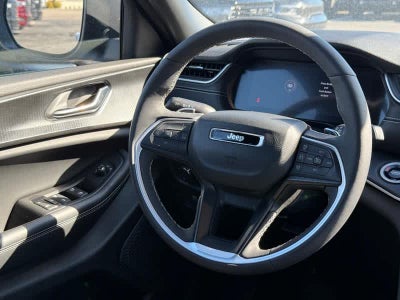 2025 Jeep Grand Cherokee L Laredo X