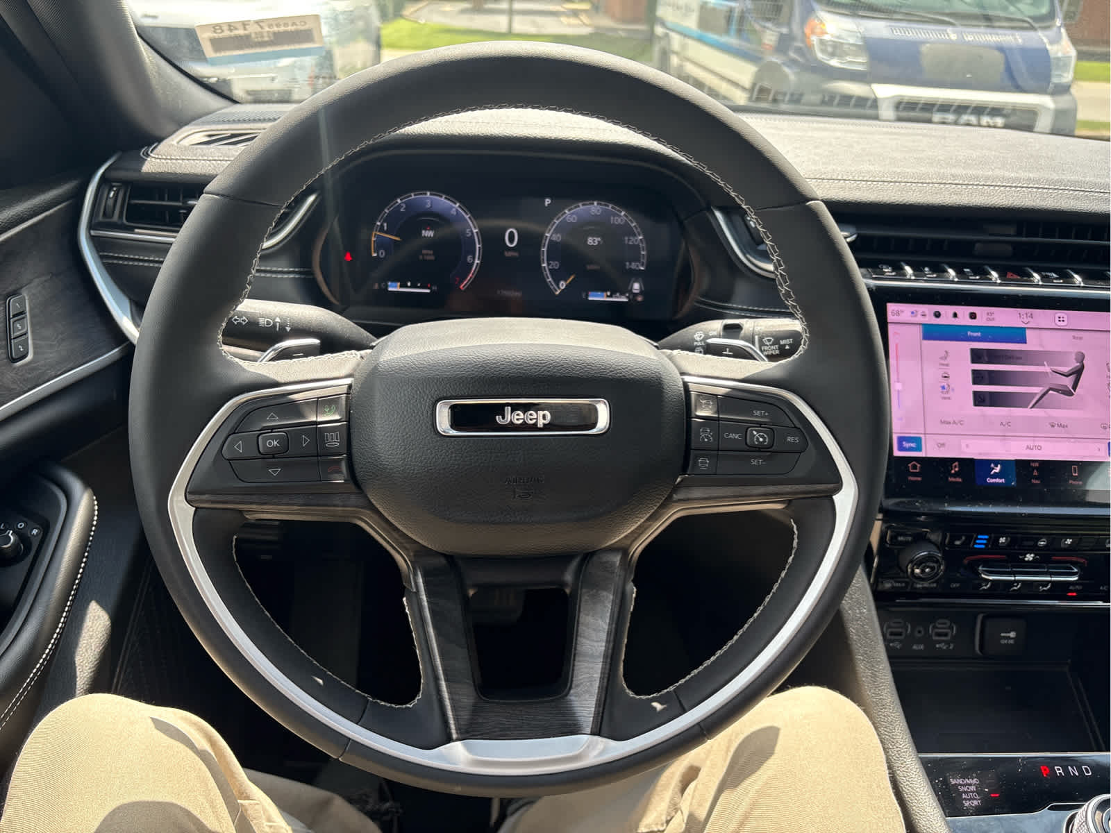 2025 Jeep Grand Cherokee L Limited 4x4