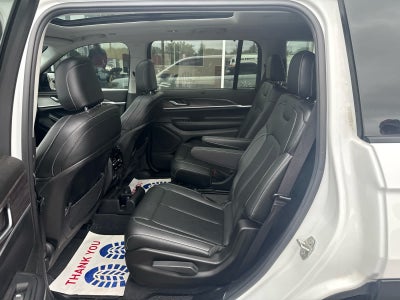 2023 Jeep Grand Cherokee L Limited 4x4