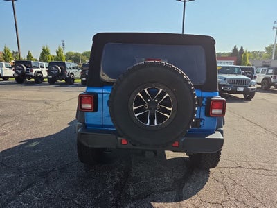 2025 Jeep Wrangler 4-Door Willys 4x4