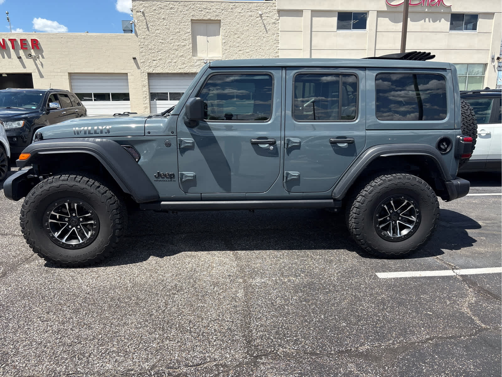 2024 Jeep Wrangler Willys