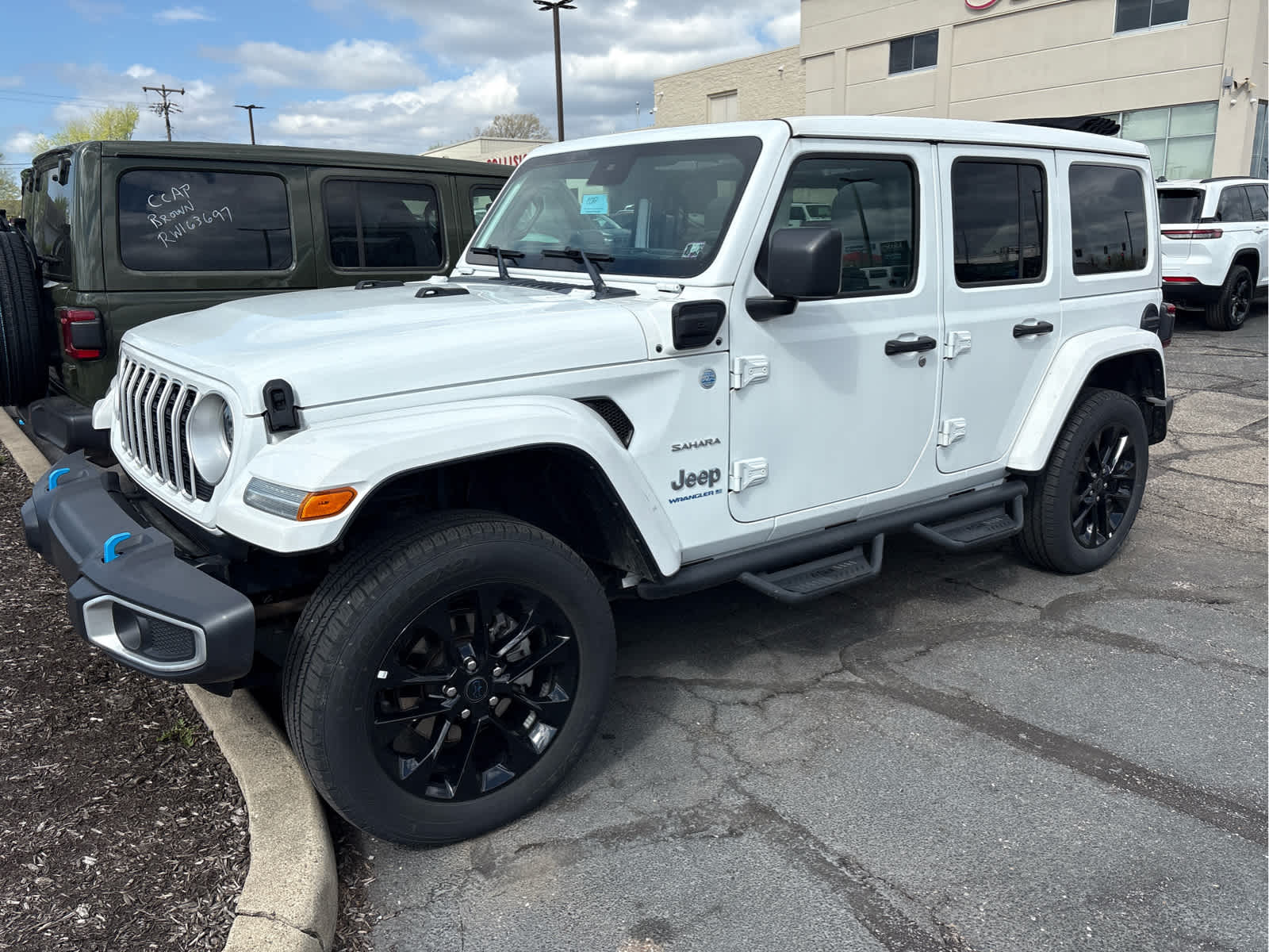 2024 Jeep Wrangler Sahara