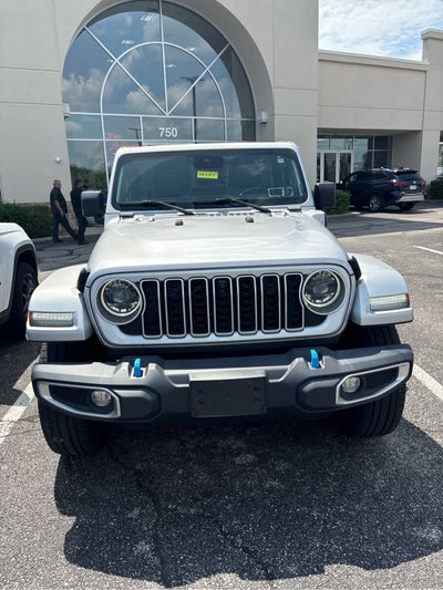 2024 Jeep Wrangler Sahara