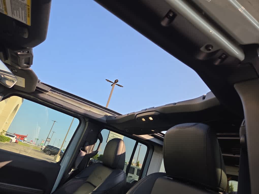 2024 Jeep Wrangler 4xe Sahara 4xe