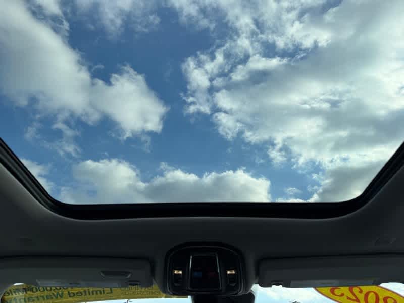 2023 Jeep Grand Cherokee Base