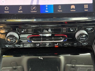 2023 Jeep Grand Cherokee Base