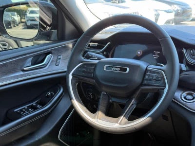 2023 Jeep Grand Cherokee 30th Anniversary