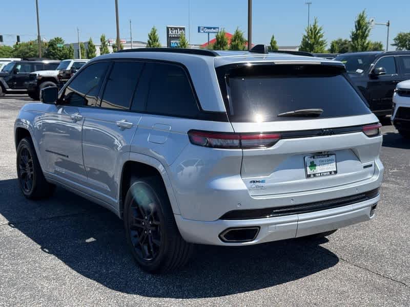 2023 Jeep Grand Cherokee 30th Anniversary