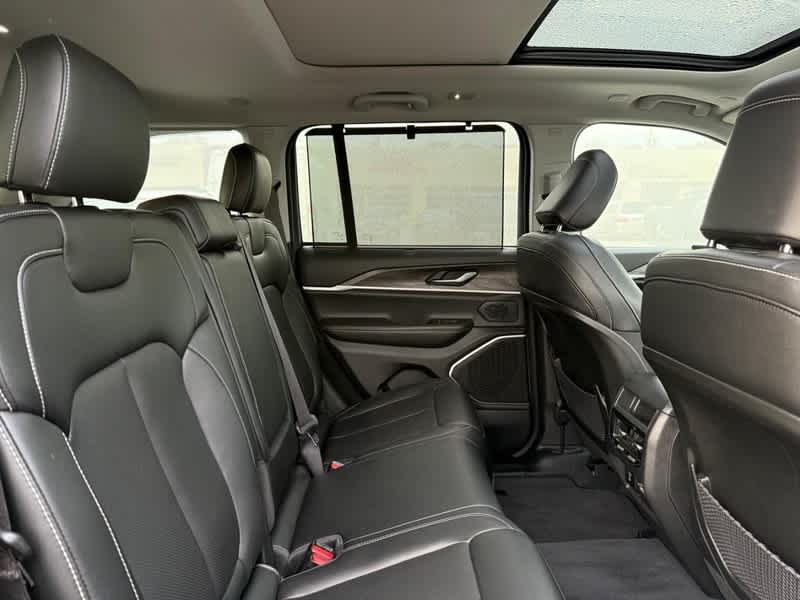 2023 Jeep Grand Cherokee 4xe 30th Anniversary
