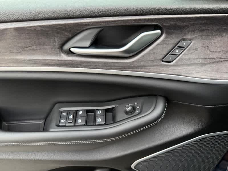 2023 Jeep Grand Cherokee 4xe 30th Anniversary