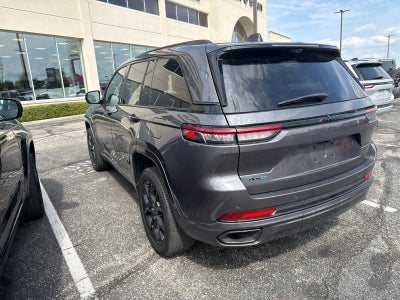 2024 Jeep Grand Cherokee Anniversary Edition