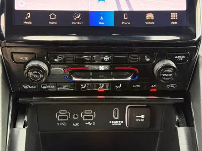 2023 Jeep Grand Cherokee Base