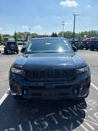 2023 Jeep Grand Cherokee 30th Anniversary