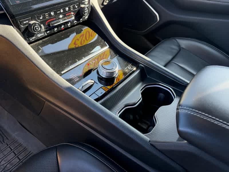 2023 Jeep Grand Cherokee 30th Anniversary