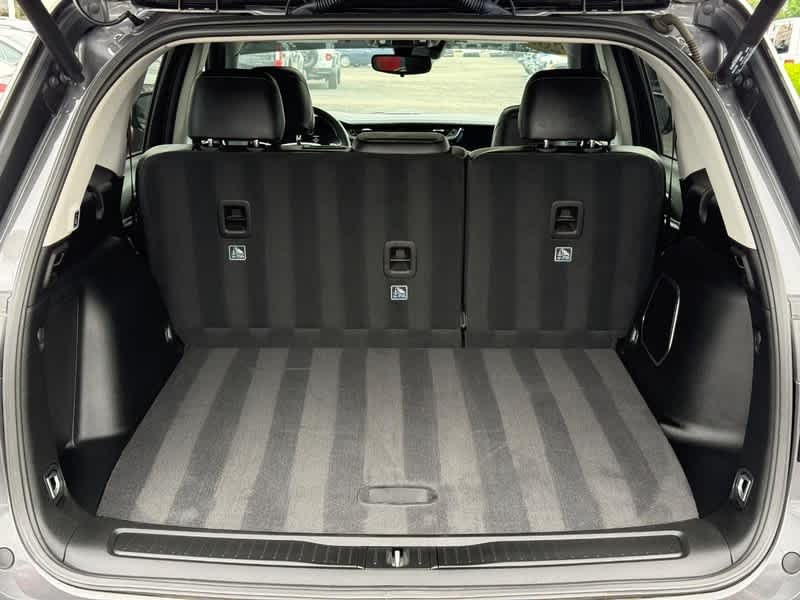 2023 Jeep Grand Cherokee Base