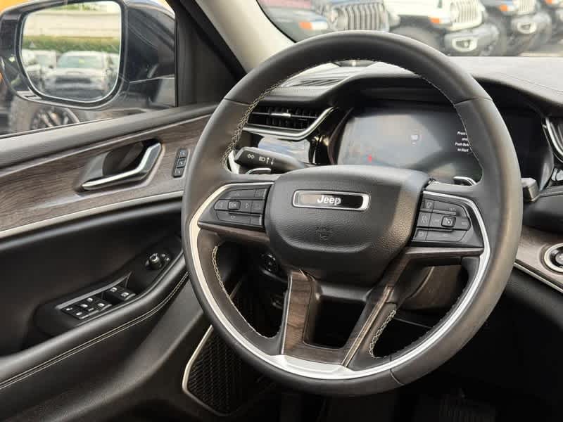 2023 Jeep Grand Cherokee 30th Anniversary