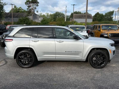 2023 Jeep Grand Cherokee 30th Anniversary